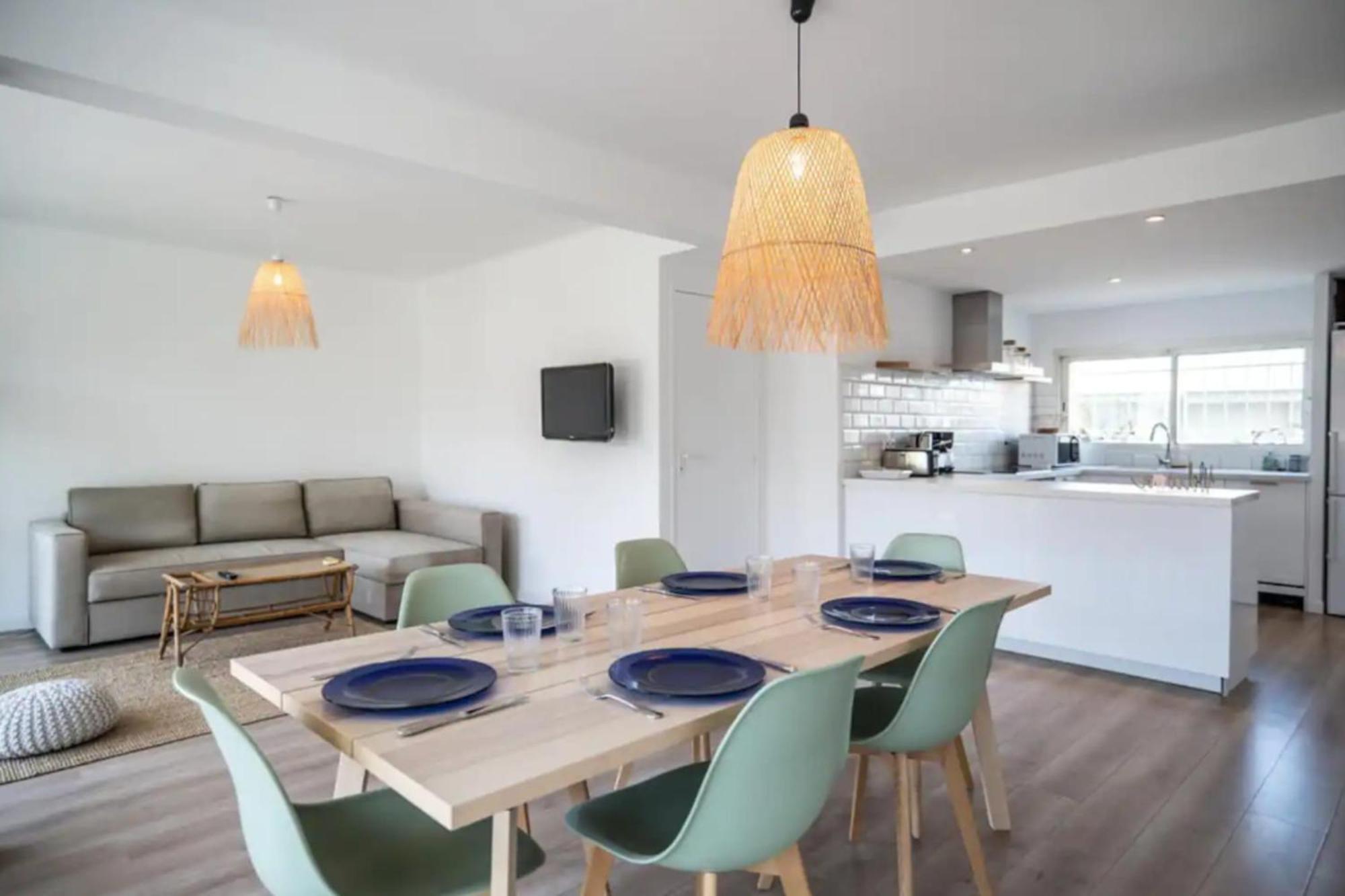 Magnificent Close To The With Sea View Appartamento